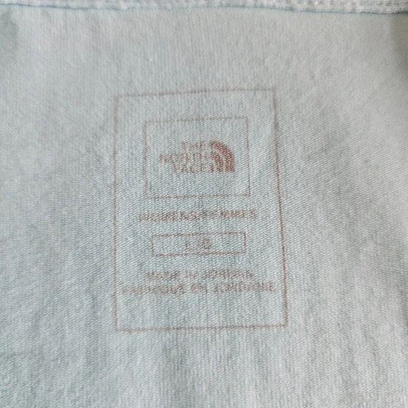 NWOT: North Face hooded pullover shirt size L - Picture 3 of 13